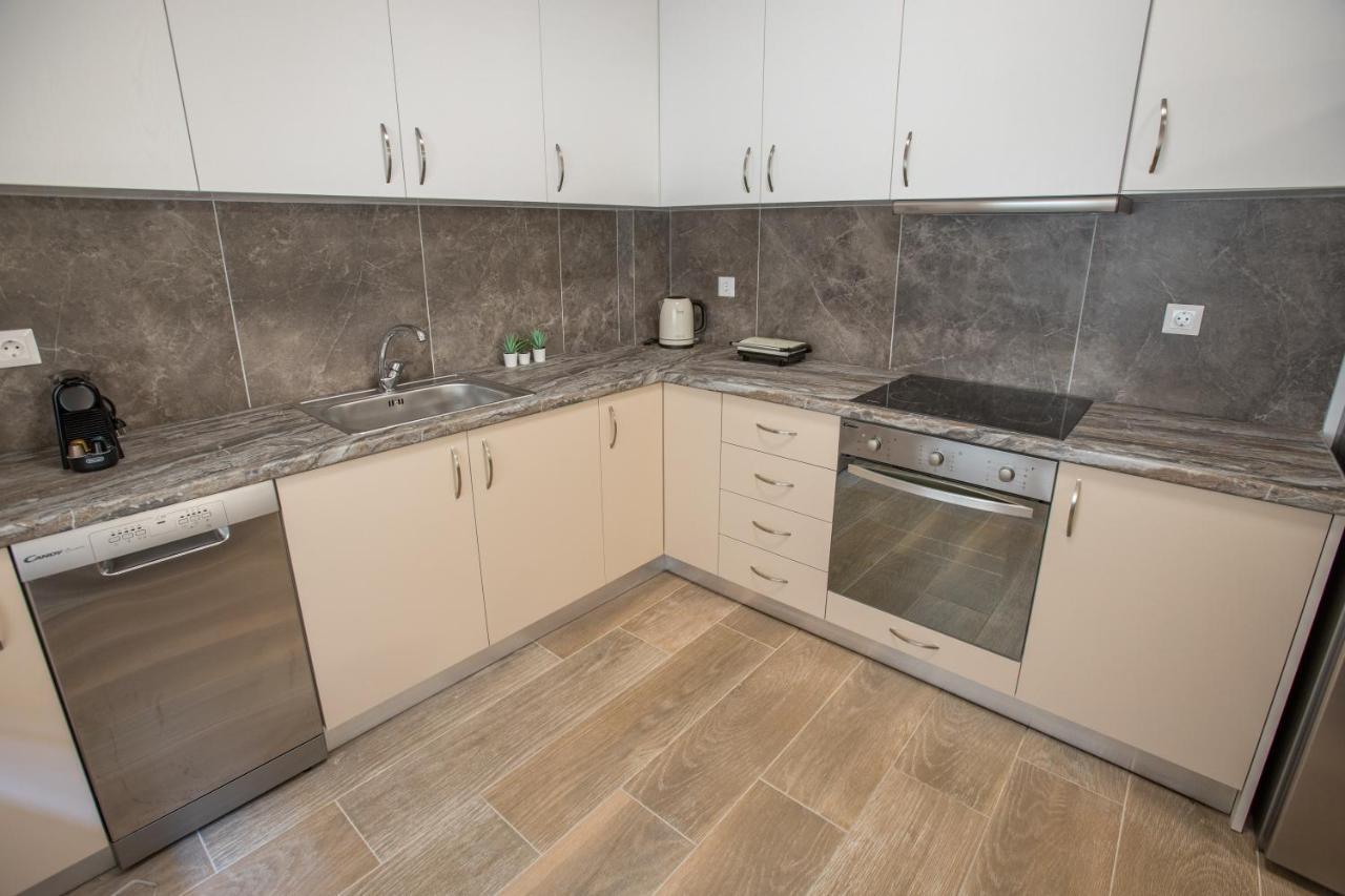 Raise Kifisias Serviced Apartments アテネ エクステリア 写真