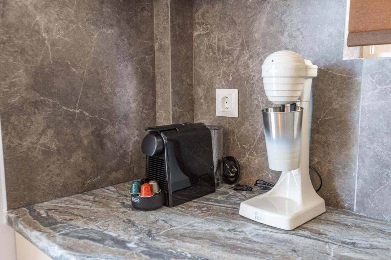 Raise Kifisias Serviced Apartments アテネ エクステリア 写真
